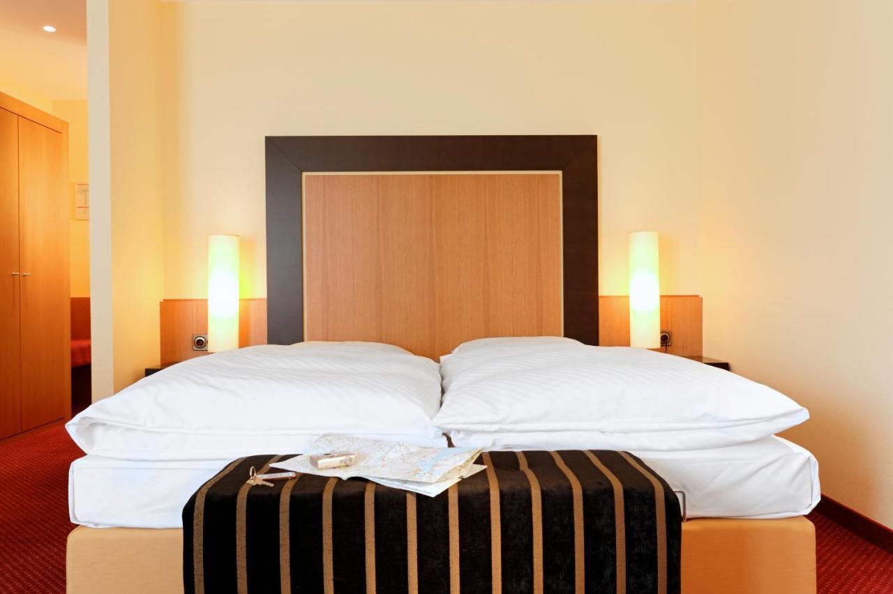 Romantik Hotel Waldschloesschen Schleswig Ngoại thất bức ảnh