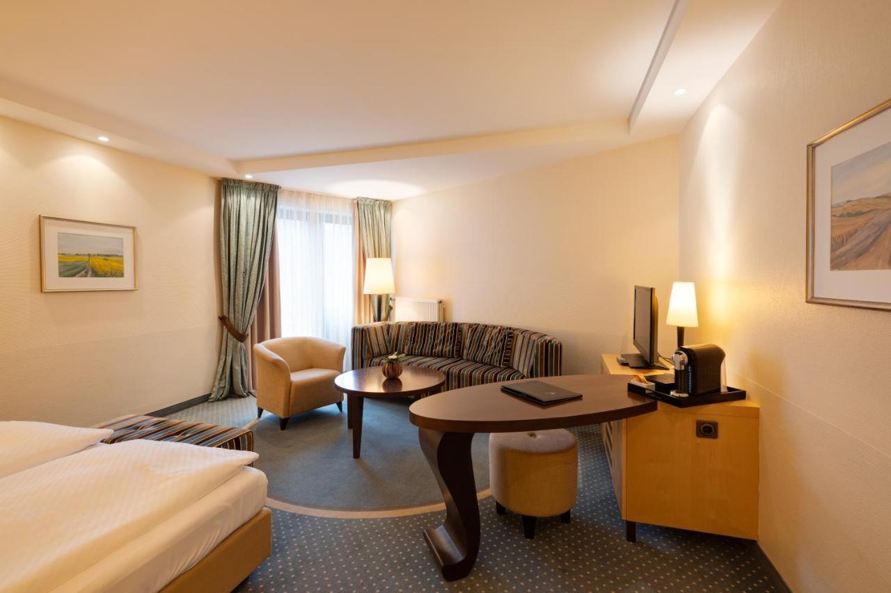 Romantik Hotel Waldschloesschen Schleswig Ngoại thất bức ảnh