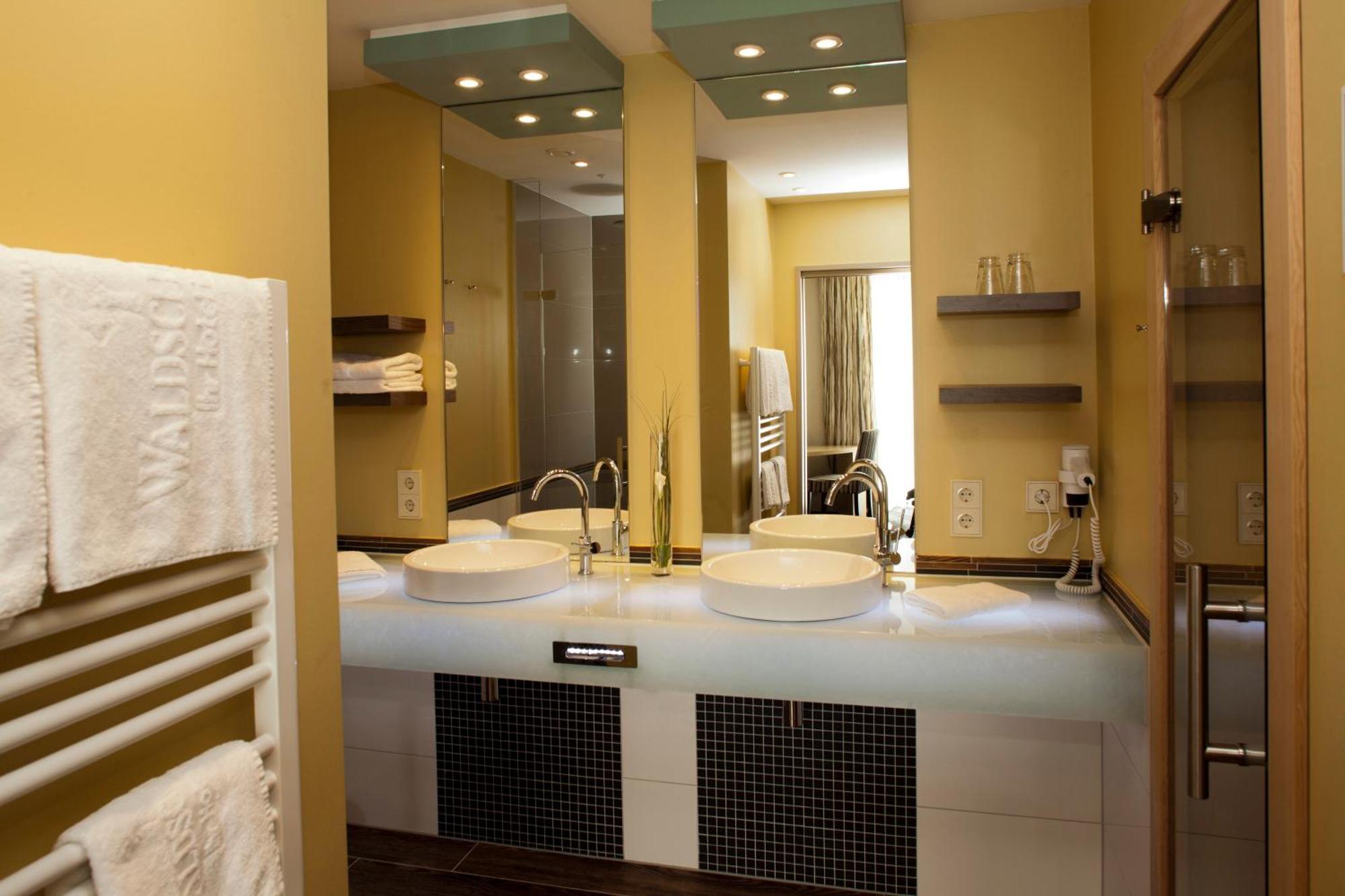 Romantik Hotel Waldschloesschen Schleswig Ngoại thất bức ảnh