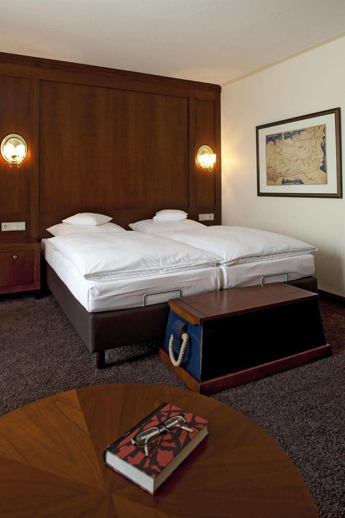 Romantik Hotel Waldschloesschen Schleswig Ngoại thất bức ảnh